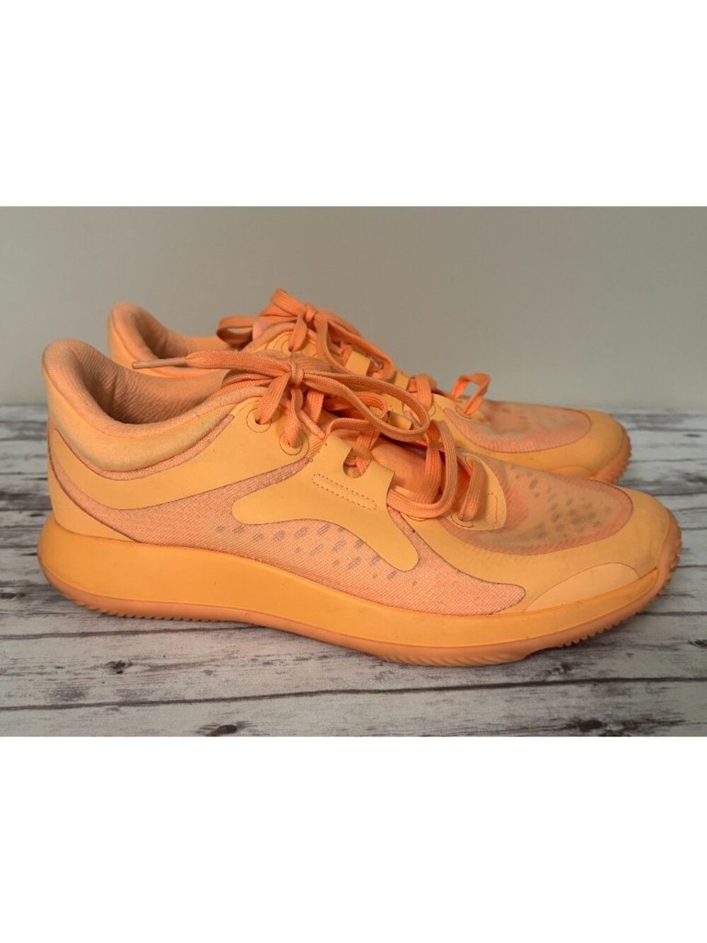 Lululemon Bright Orange Strongfeel Training Athletic Shoes Sneakers Women Size 8